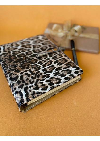 Leopar Desenli Deri Kaplı Kilitli Ajanda | Hesap Makineli | Tarihsiz Planlayıcı fiyatları