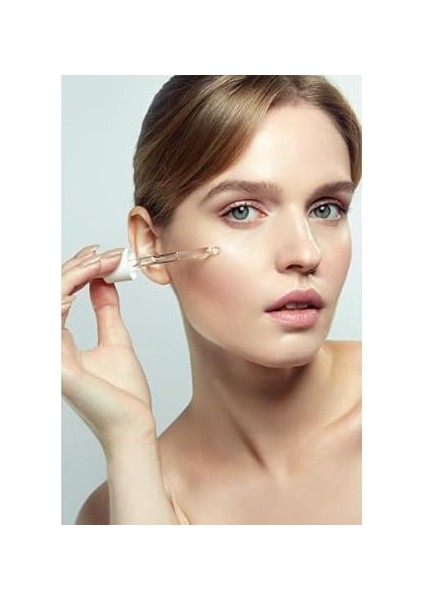 London Göz Altı Torbalanma Aydınlık Göz Altı Görünüm Destekleyici Bakım Serumu (Caffeine 5%-Vitamin C) 50ML indirimleri