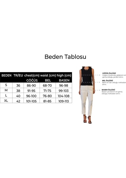 Siyah Boyun Detaylı Belden Kemerli Elbise