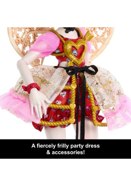 Monster High Doğum Günü Bebeği | Renkli Parti Kıyafetli Koleksiyon Oyuncak Bebek | 3+ Yaş modelleri