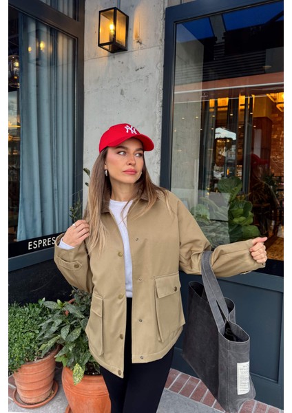 Haki Kadife Yakalı Fermuarlı Oversize Kapitone Gabardin Ceket