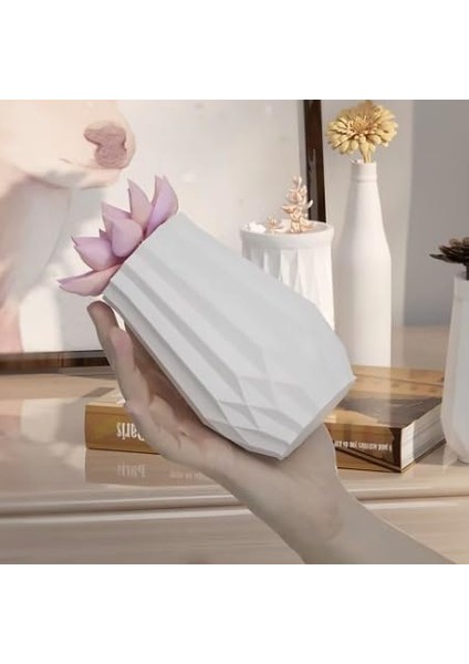 Geometrik Şekilli Seramik & Beyaz