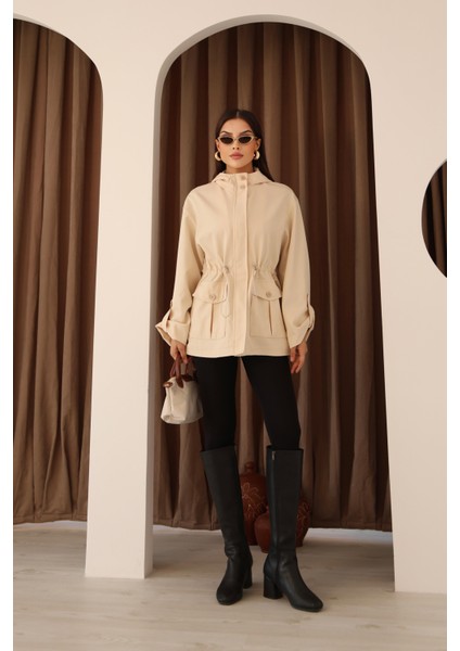 Kadın Taş Kapüşonlu Katlama Kol Detaylı Trençkot fırsatları