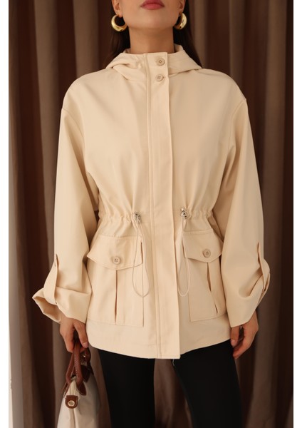 Kadın Taş Kapüşonlu Katlama Kol Detaylı Trençkot