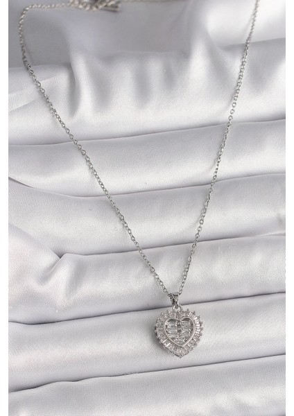 Bfs 316L Çelik Gümüş Renk Zincir Zirkon Taşlı Kalp Model Kadın Kolye fiyatları