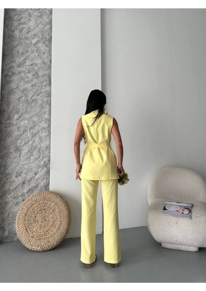 Kadın Şal Yaka Kuşaklı Yelekli Palazzo Pantolonlu Takım Elbise