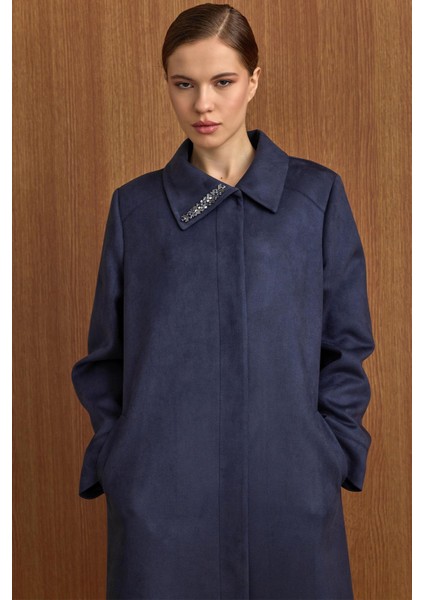 Devrik Yaka Taş Detaylı Süet Görünümlü Büyük Beden Pardesü Lacivert 6795 fiyatları
