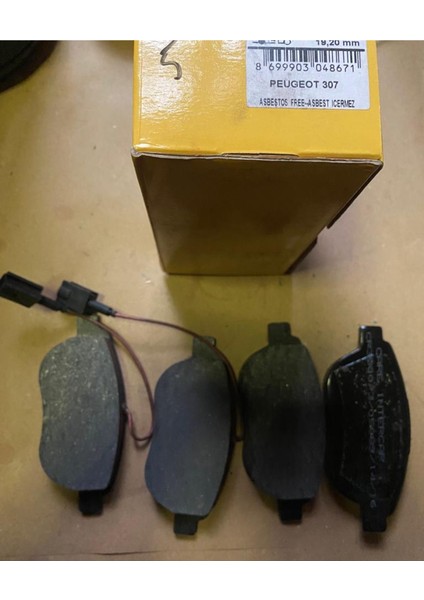 Peugeot 307 Ön Fren Balatası Fişli Takım Care Marka