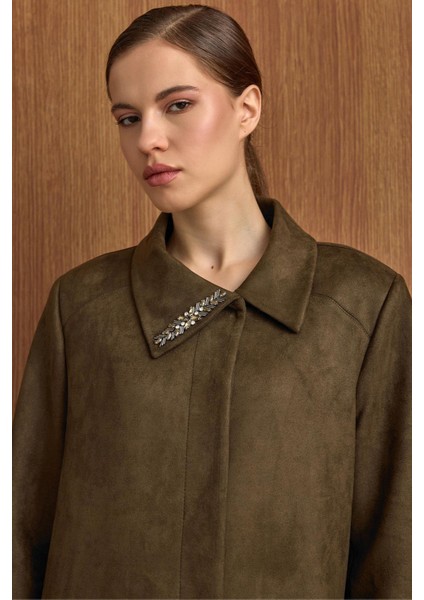 Devrik Yaka Taş Detaylı Süet Görünümlü Büyük Beden Pardesü K.haki 6795 fiyatları