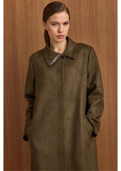 Devrik Yaka Taş Detaylı Süet Görünümlü Büyük Beden Pardesü K.haki 6795
