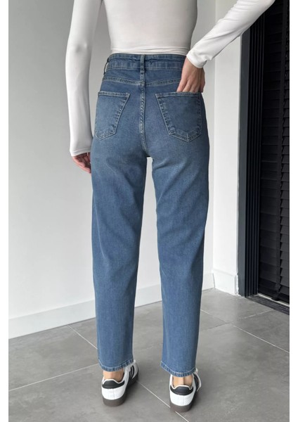 Kadın Yüksek Bel Mom Jean Kot Pantolon P-00018898 fırsatları