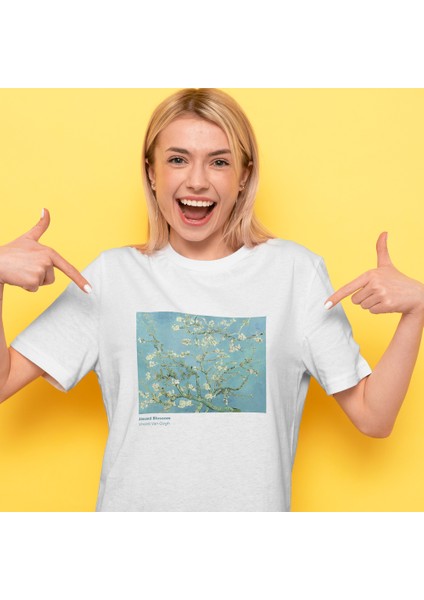 Almond Blossoms Tişört - Beyaz fiyatları