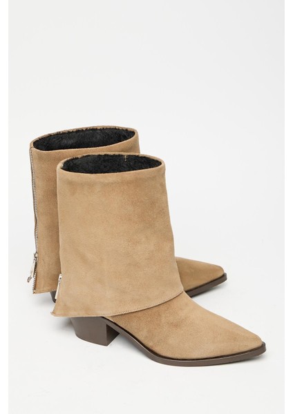 Camel Süet Kadın Hakiki Deri Western Topuklu Bot – Sivri Burun & Fermuar Aksesuarlı