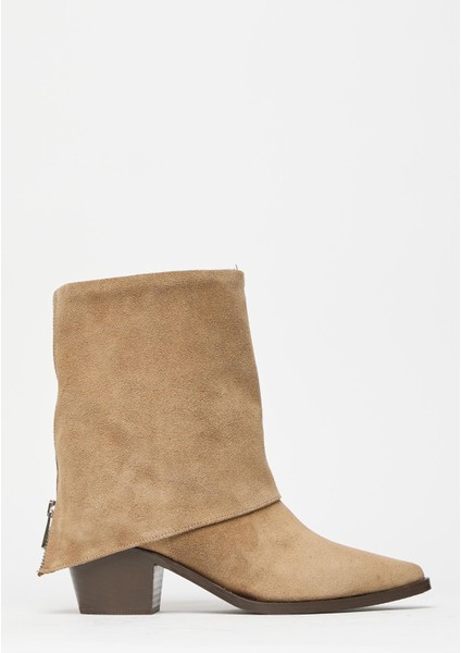 Camel Süet Kadın Hakiki Deri Western Topuklu Bot – Sivri Burun & Fermuar Aksesuarlı modelleri