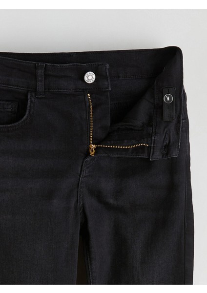 Lcw Kids Siyah Super Skinny Fit Erkek Çocuk Jean Pantolon modelleri