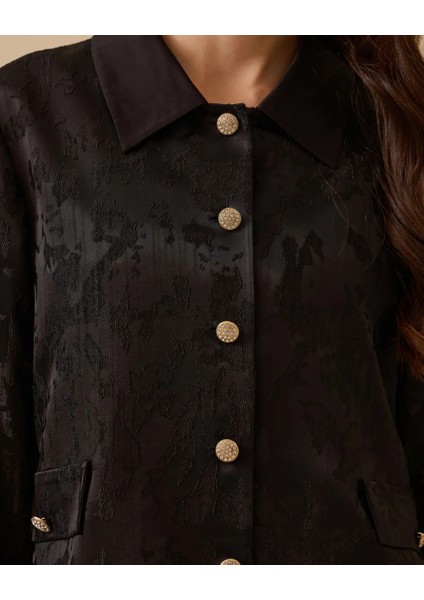 10002521111020 Önden Düğmeli Jakar Kumaş Kol Ucu Piliseli Şık Ceket modelleri