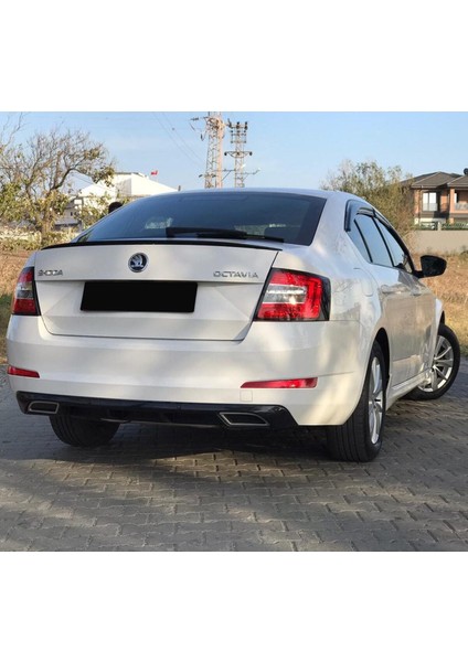 Skoda Octavia Difüzör (Plastik) 2012-2019 Parlak Siyah