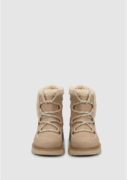 Nude Kız Çocuk Bot modelleri