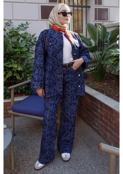 Hilal'in Tercihi Floral Monogram Desen Jean Pantolon