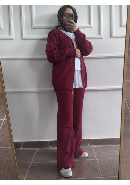 Kapüşonlu Ikili Takım