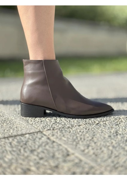 Arvella Sivri Burun Ahşap Ökçeli Kadın Bot Şehir Stil ve Konfor modelleri