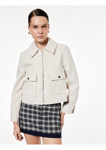 Uzun Kollu Fermuar Detaylı Cepli Crop Kaşe Ceket