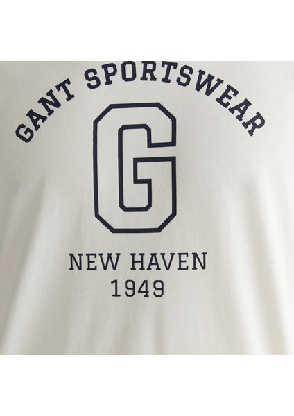 Erkek Krem Regular Fit Bisiklet Yaka Logolu T-Shirt indirimleri