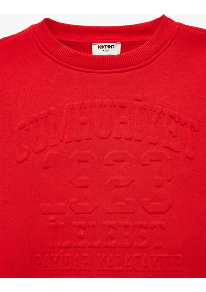 Uzun Kollu Bisiklet Yaka Cumhuriyet Baskılı Sweatshirt modelleri