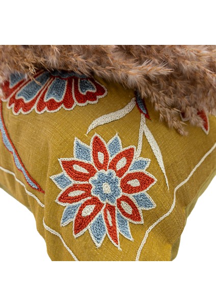 Alyen Çiçekli El Yapımı Kırlent 50X50 cm fırsatları