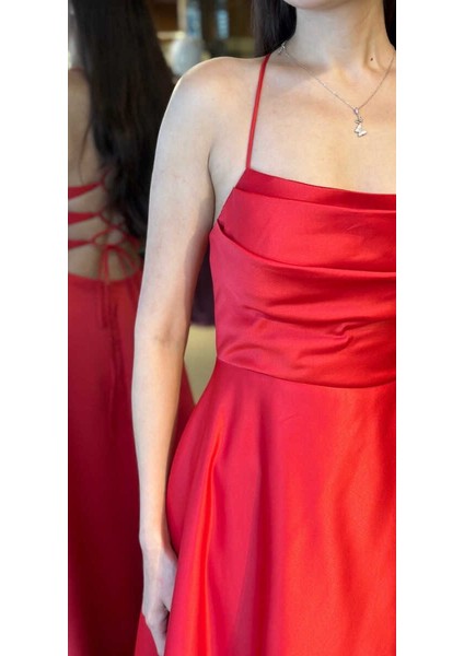 Kırmızı Ip Askılı Sırt Dekolteli Kloş Etekli Saten Uzun Abiye Elbise 7764 fırsatları