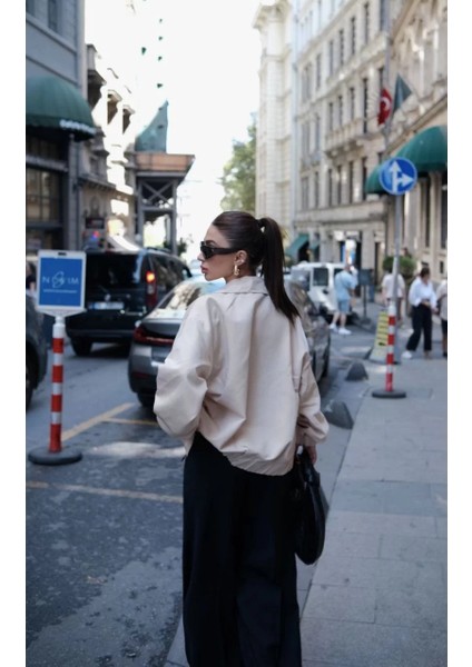 Fermuarlı Gömlek Yaka Bomber Ceket - Beyaz modelleri