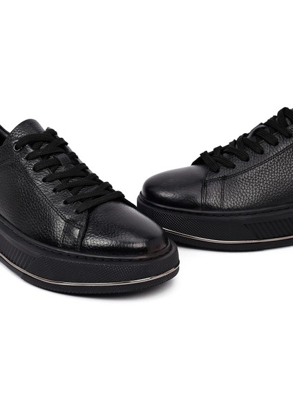 Erkek Siyah Bağcıklı Kalın Tabanlı Deri Sneaker 25WFD7601FT