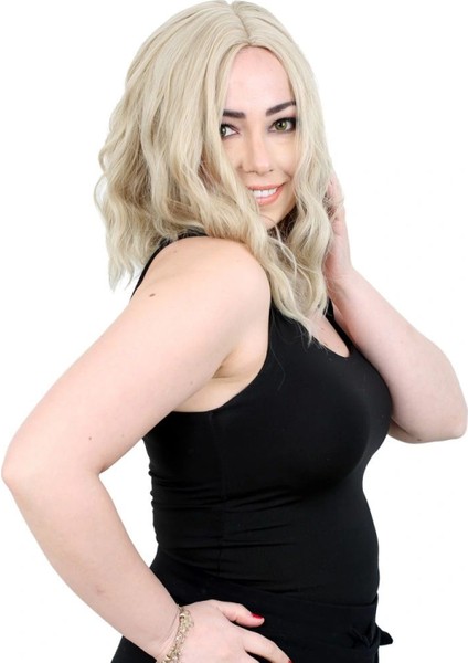 Fiber Sentetik Kısa Dalgalı Perçemsiz Peruk - Balköpüğü / Platin Röfleli fiyatları