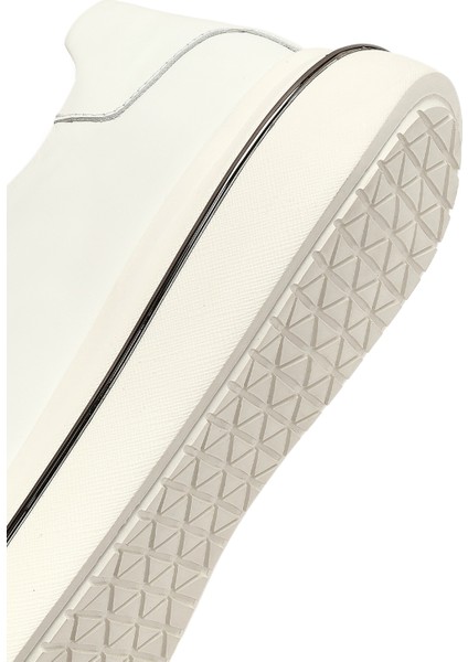 Erkek Beyaz Bağcıklı Kalın Tabanlı Deri Sneaker 25WFD612518