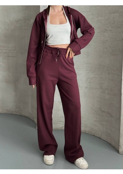 Kadın Kapüşonlu Fermuarlı Rahat Fit Günlük ve Şık Tarz Eşofman Takımı modelleri