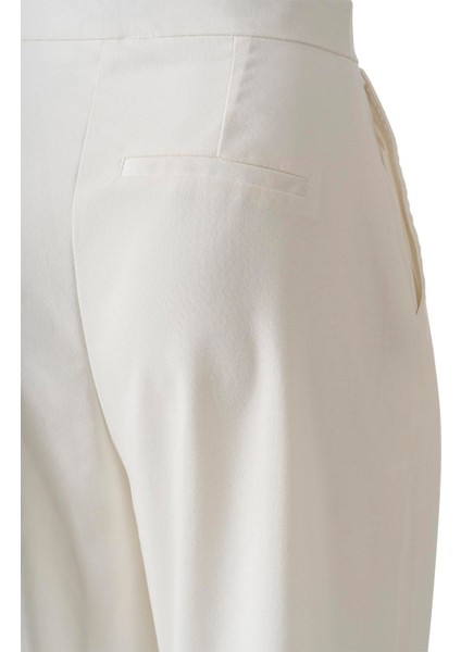 Yandan Bağlamalı Palazzo Pantolon Beyaz fırsatları