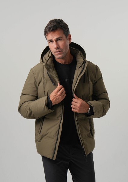 Jordan Erkek Mont Kapüşonlu Su Itici Rüzgar Geçirmez Reflektör Detaylı Erkek Mont