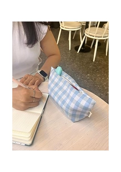 Pötikareli Yıkanabilir Fermuarlı Tek Gözlü Bez Kalemlik Kalem Kutusu Cüzdan Makyaj Çantası Bez Kalem Kesesi (Açık Mavi) fırsatları