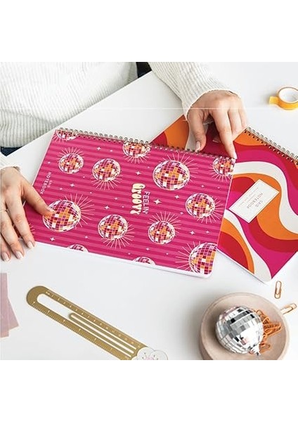 Spiralli Karton Kapak 2’li Set Kareli Okul Defteri 80 Yaprak, Ders Programlı Retro Disko indirimleri