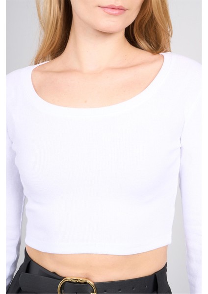 K26 627-06 Beyaz Kadın Kare Yaka Crop Sweat indirimleri