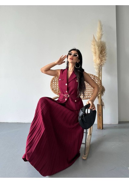 Kadın Kemerli Düğmeli Yelek Pileli Etek Takım Elbise fiyatları