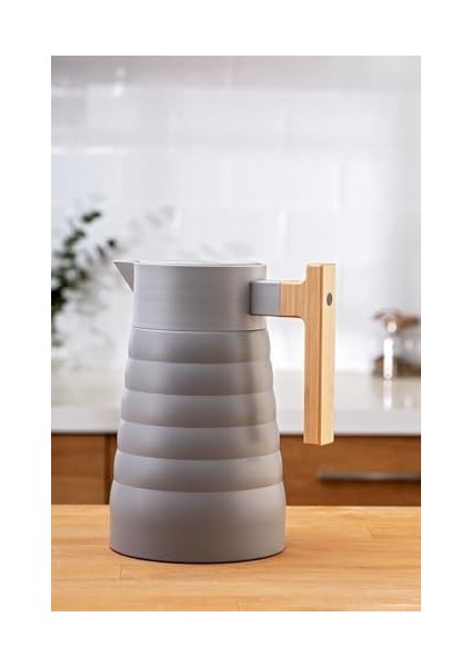 Emboss 1.5 Litre Termos Gri fiyatları