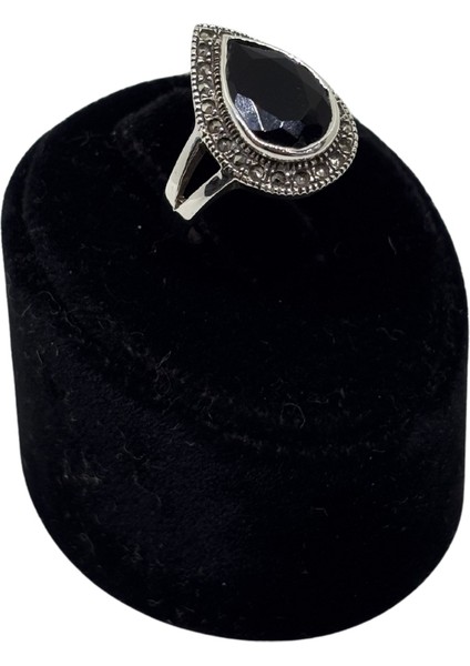 Markazit Işıltı Çevrili Damla Oniks Taşlı Gümüş Kadın Yüzük fiyatları