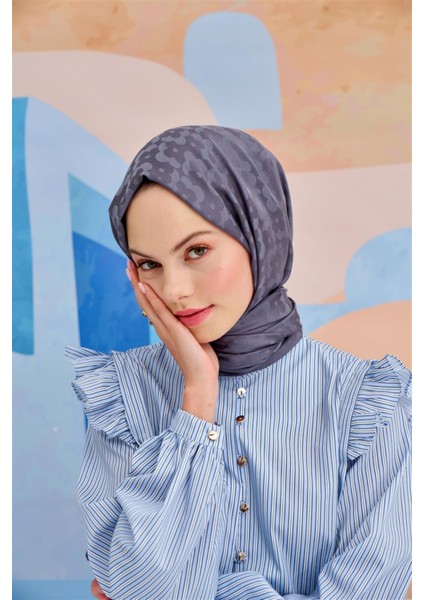 Çiçek Desen Jakar Italyan Ipekli Şal Gri