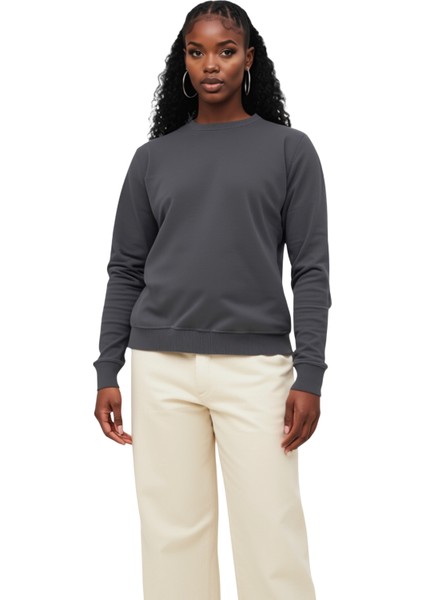 Kadın Regular Fit Yuvarlak Yakalı Sweatshirt