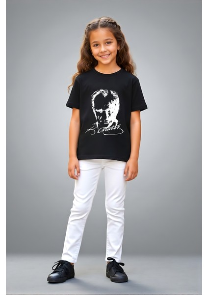 Çocuk Unisex Bisiklet Yaka %100 Pamuk Atatürk Baskılı T-Shirt fiyatları