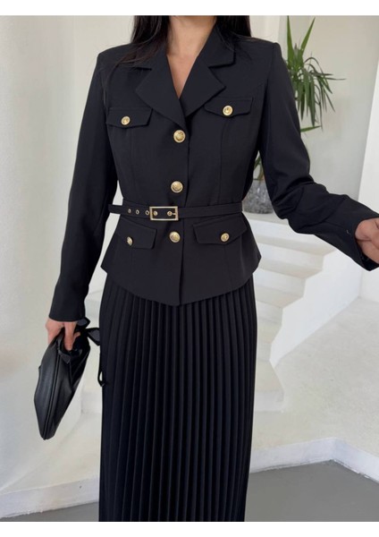Kadın Kemerli Gold Düğmeli Premium Ceket Pileli Uzun Etek Takım Elbise
