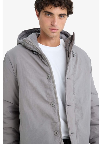 Su İtici Regular Fit Kapüşonlu Fermuarlı İç Cepli Mont E9223AX25AU fırsatları