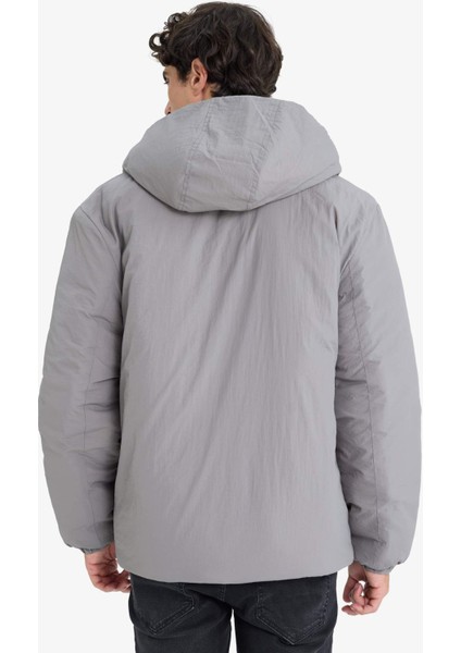 Su İtici Regular Fit Kapüşonlu Fermuarlı İç Cepli Mont E9223AX25AU