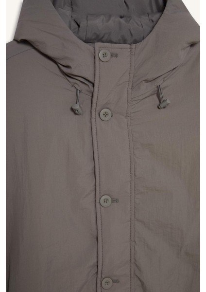 Su İtici Regular Fit Kapüşonlu Fermuarlı İç Cepli Mont E9223AX25AU